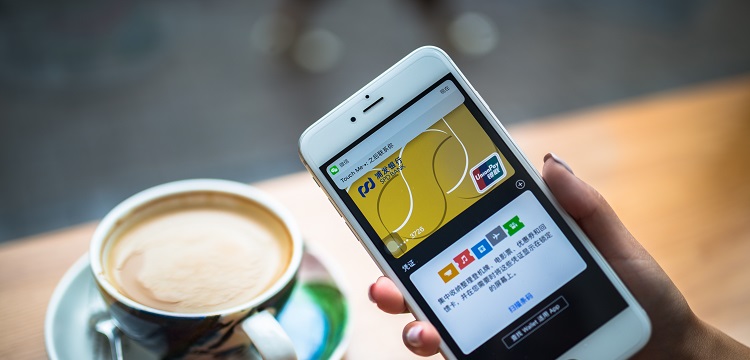 女性必讀！化妝品檢測?眼睛突然出現(xiàn)灼熱和針狀刺痛的原因可能是什么 ?健明迪